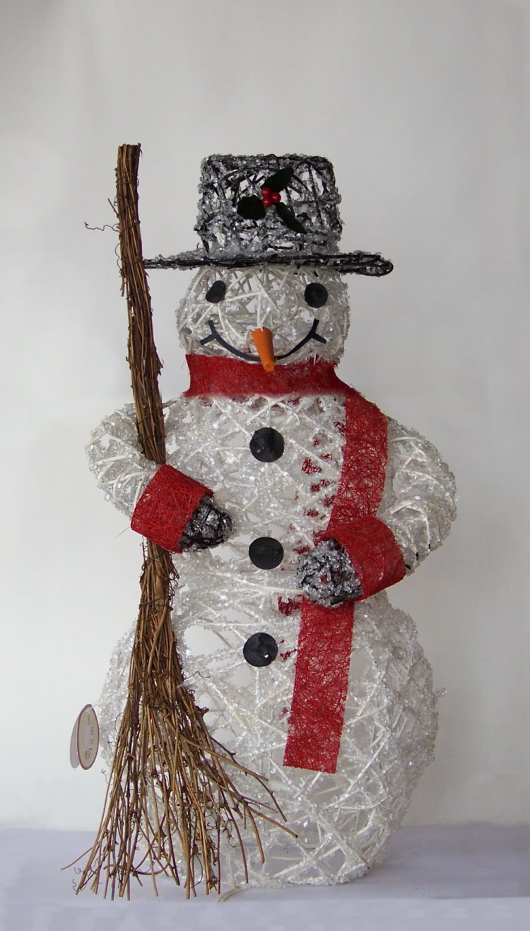 Crystal Lighted Snowman.jpg - 172181 Bytes